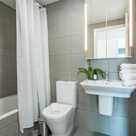 Eg5.4a - Luxury Penthouse With Private Sun Terrace