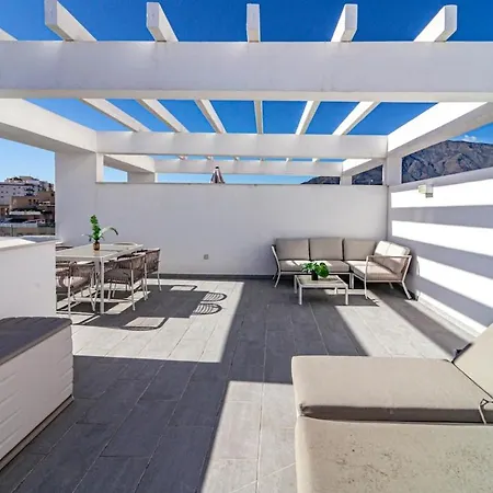 Eg5.4a - Luxury Penthouse With Private Sun Terrace * Estepona
